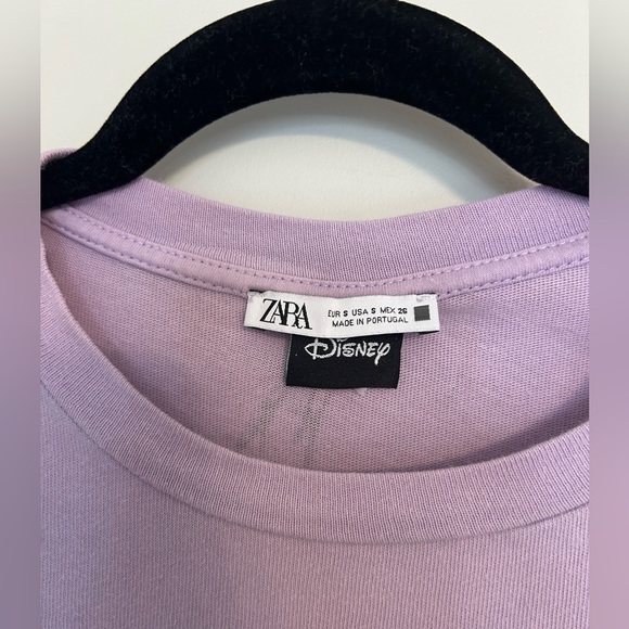 ZARA-Disney collab purple tee with Dumbo design on front & back - Picture 2 of 3